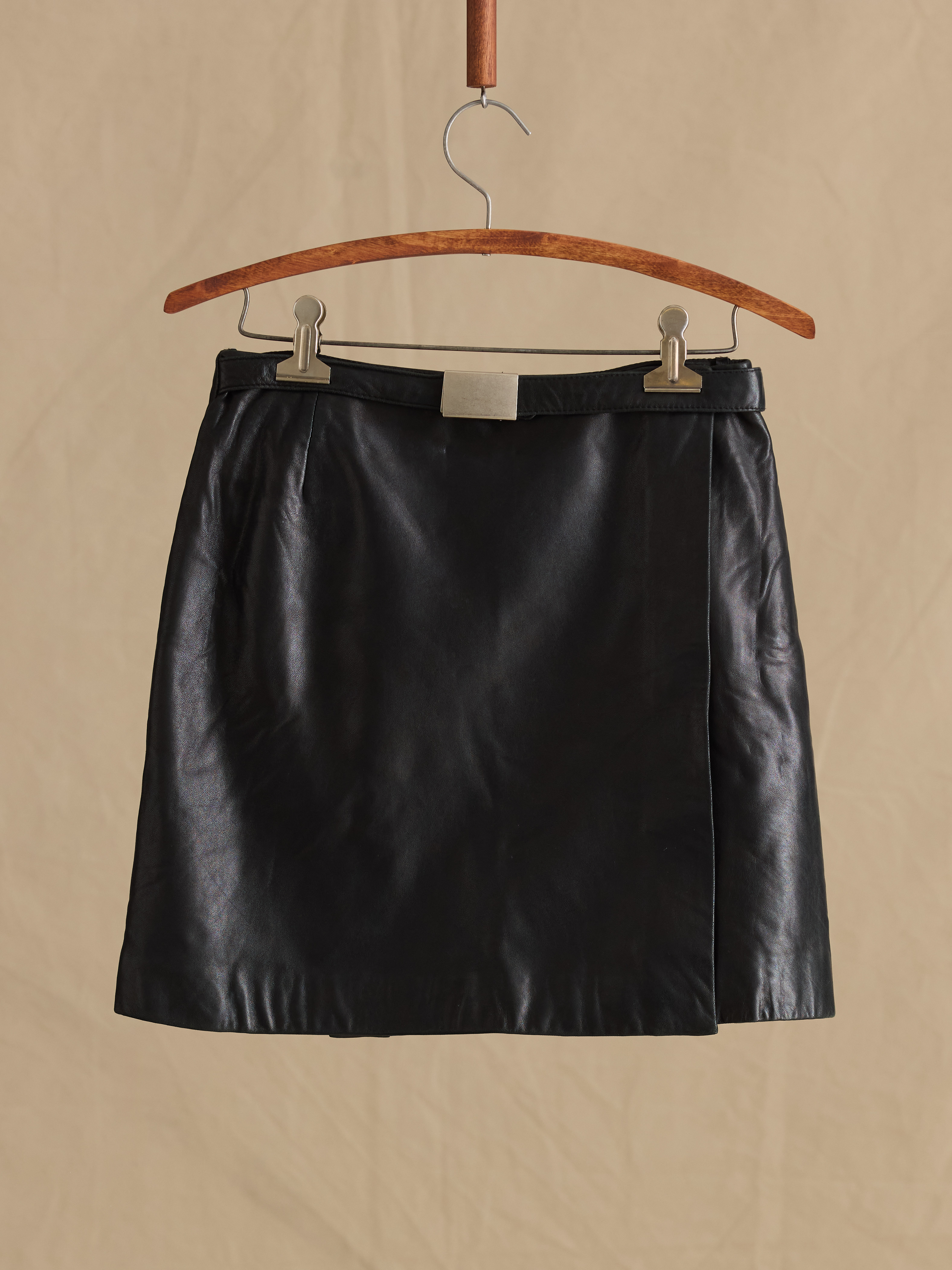 13 Chic '90s Finds From the Banana Republic Vintage Drop | Who