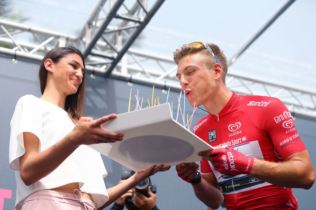 Birthday boy Marcel Kittel blows out the candles on his cake
