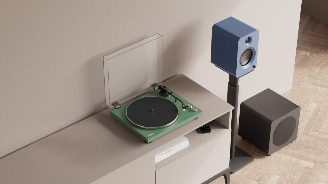 Kanto Obi3 turntable flanked by Kanto speakers