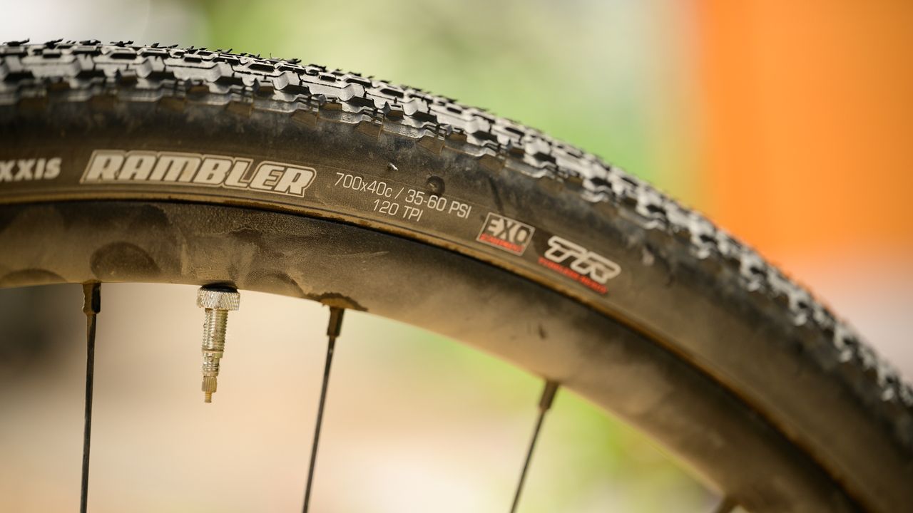 Revel Rover gravel bike 40mm tyres