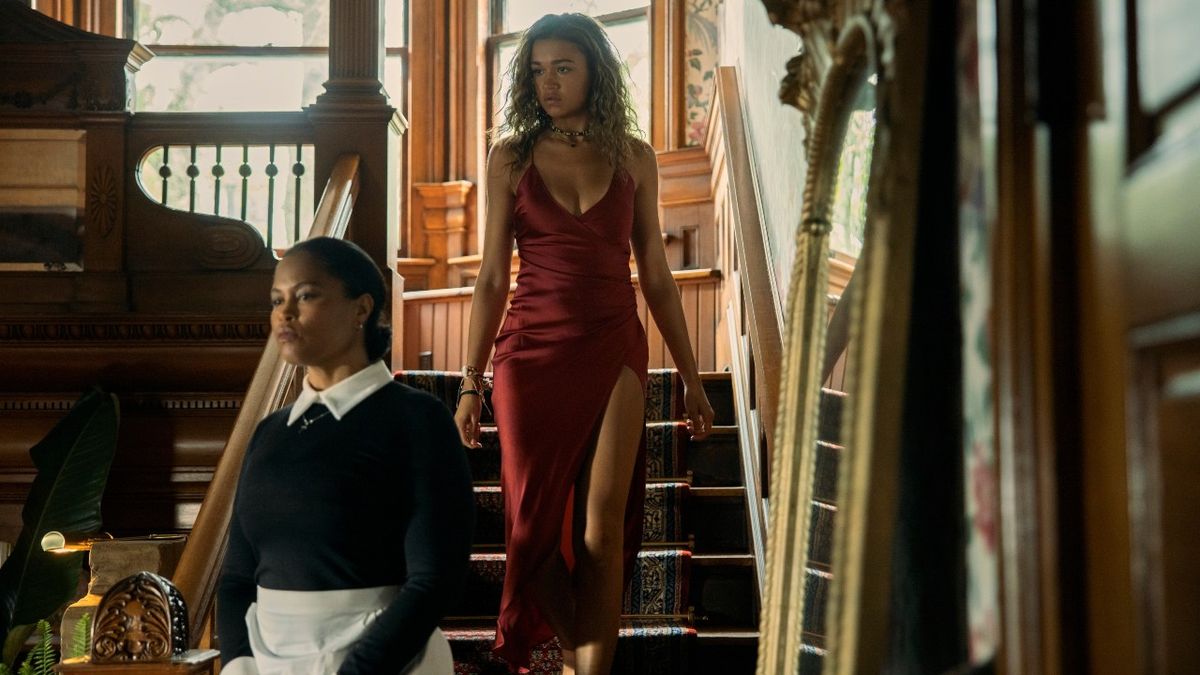 First Look At Netflix's Outer Banks Season 3 Solves Finale Cliffhanger