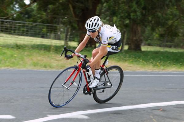 Judith Arndt (HTC-HighRoad) leads on the turn into Fiskin Road