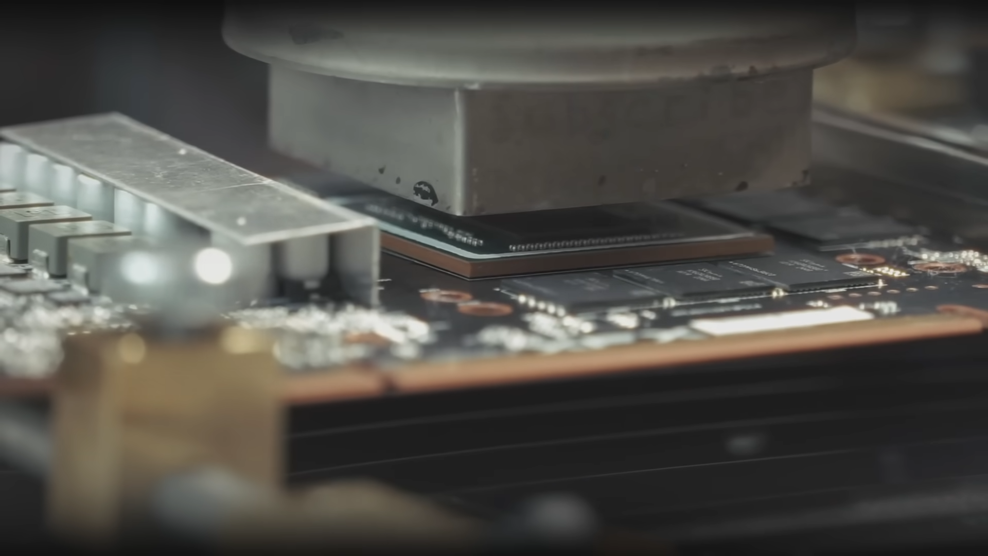 Repairing a dead RX 7800 XT