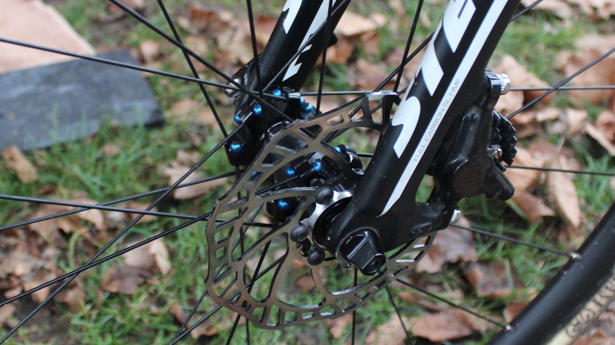 Shimano RS785 hydraulic disc brakes