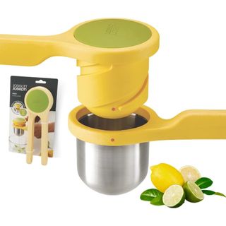 Joseph Joseph helix juicer