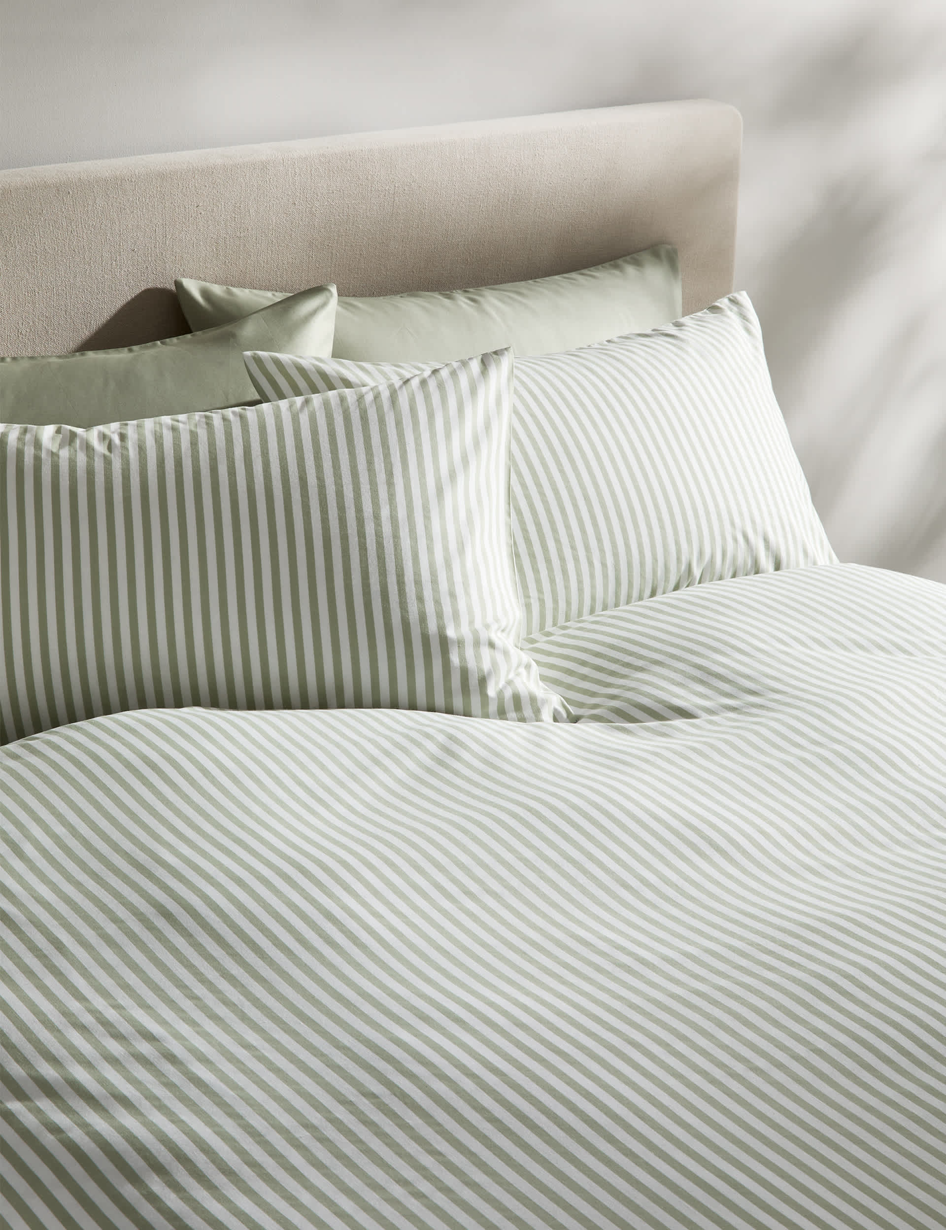 Cotton Blend Striped Bedding Set