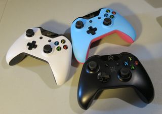 Review – Xbox One Sunset Overdrive Special Edition console controller comparison