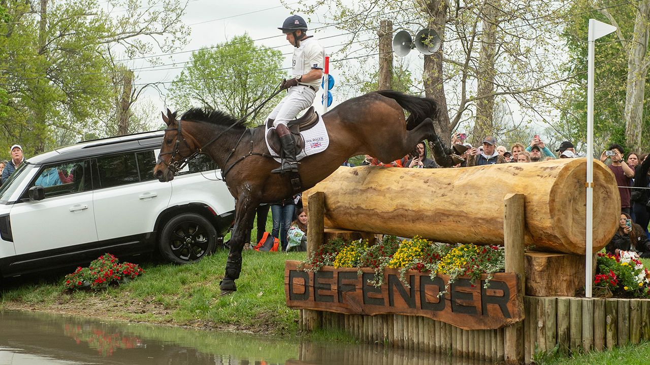 Harry-Meade-Grafennacht-KY5-25-0426-AD3a-660-AMY-DRAGOO.jpg