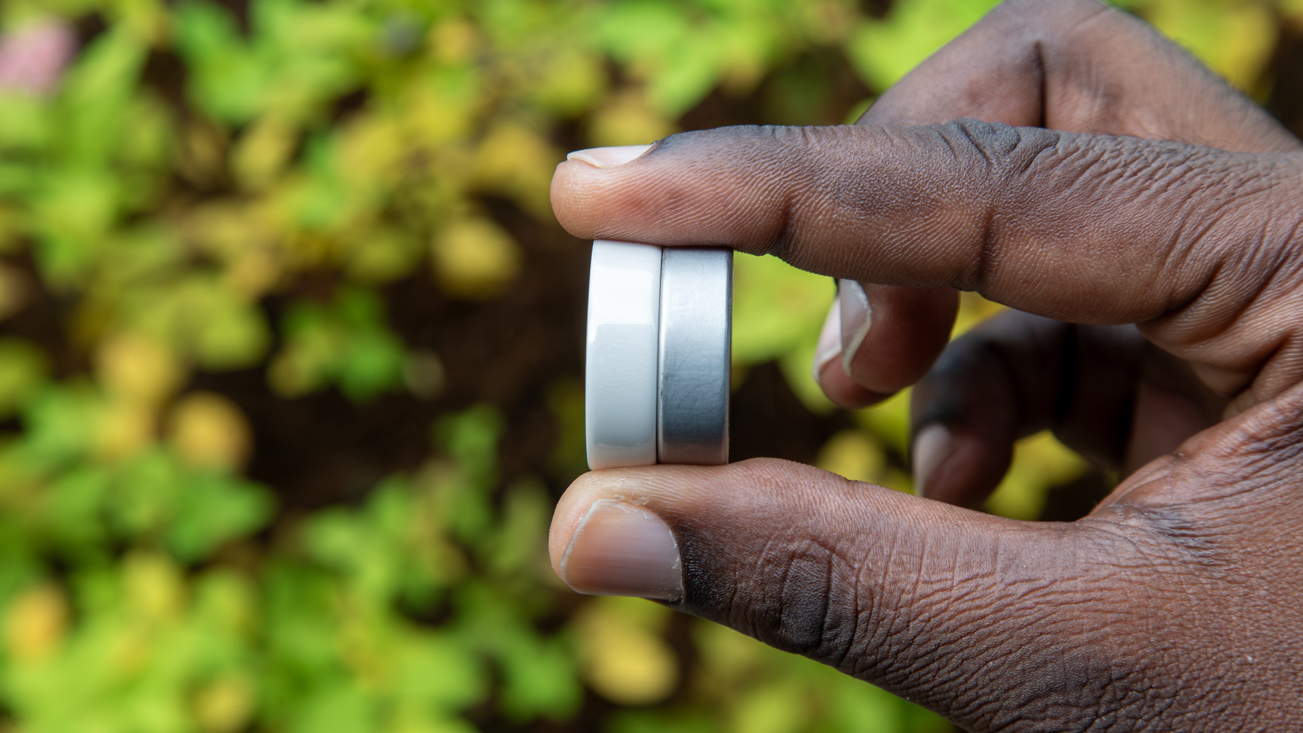 Oura Ring 4 Ceramic and Oura Ring 4 side by side