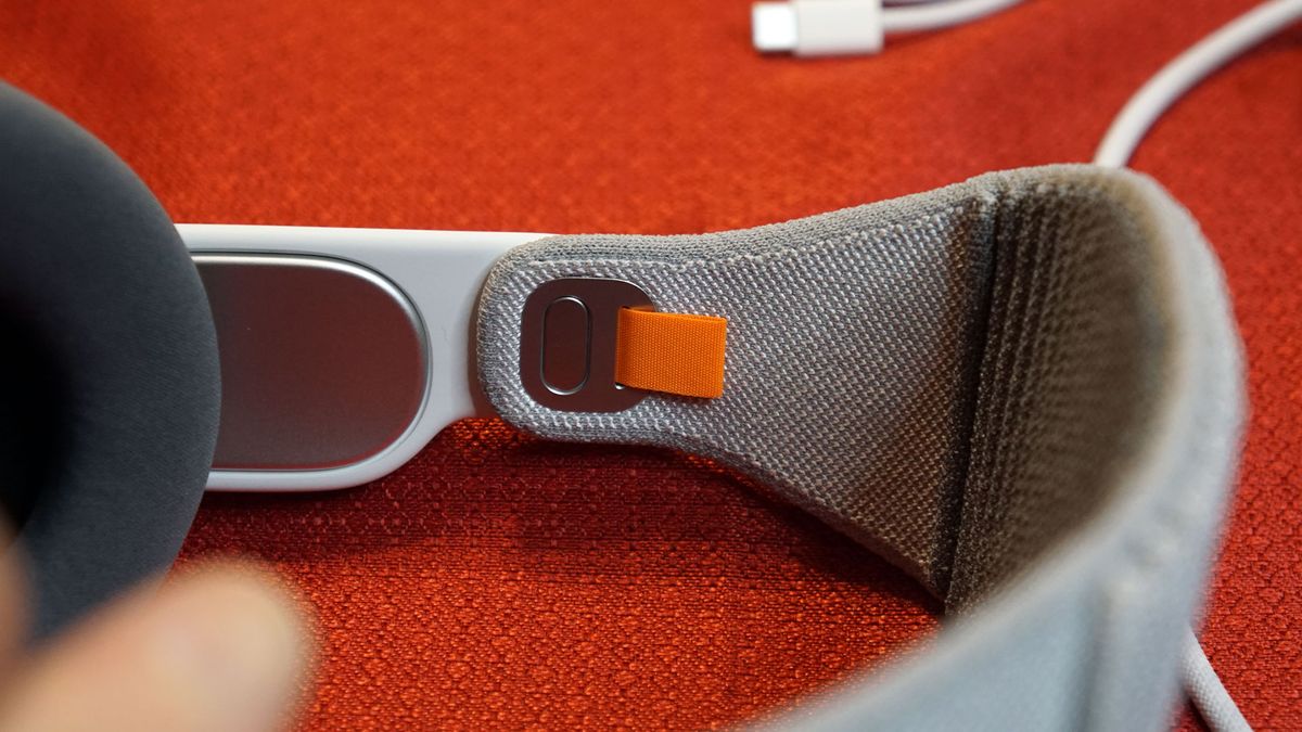Apple Vision Pro Review