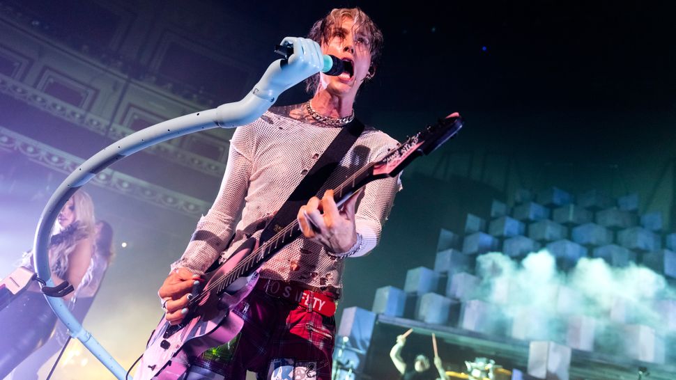 Machine Gun Kelly Isst Nur 'Ein Paar Mal Pro Woche'? Der Schock Diät Plan, Den Niemand Erwartet! - xft7xug