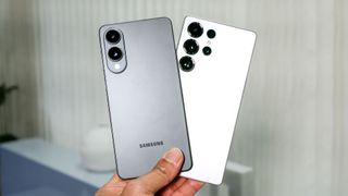 Galaxy S25 Edge vs Galaxy S25 Ultra.