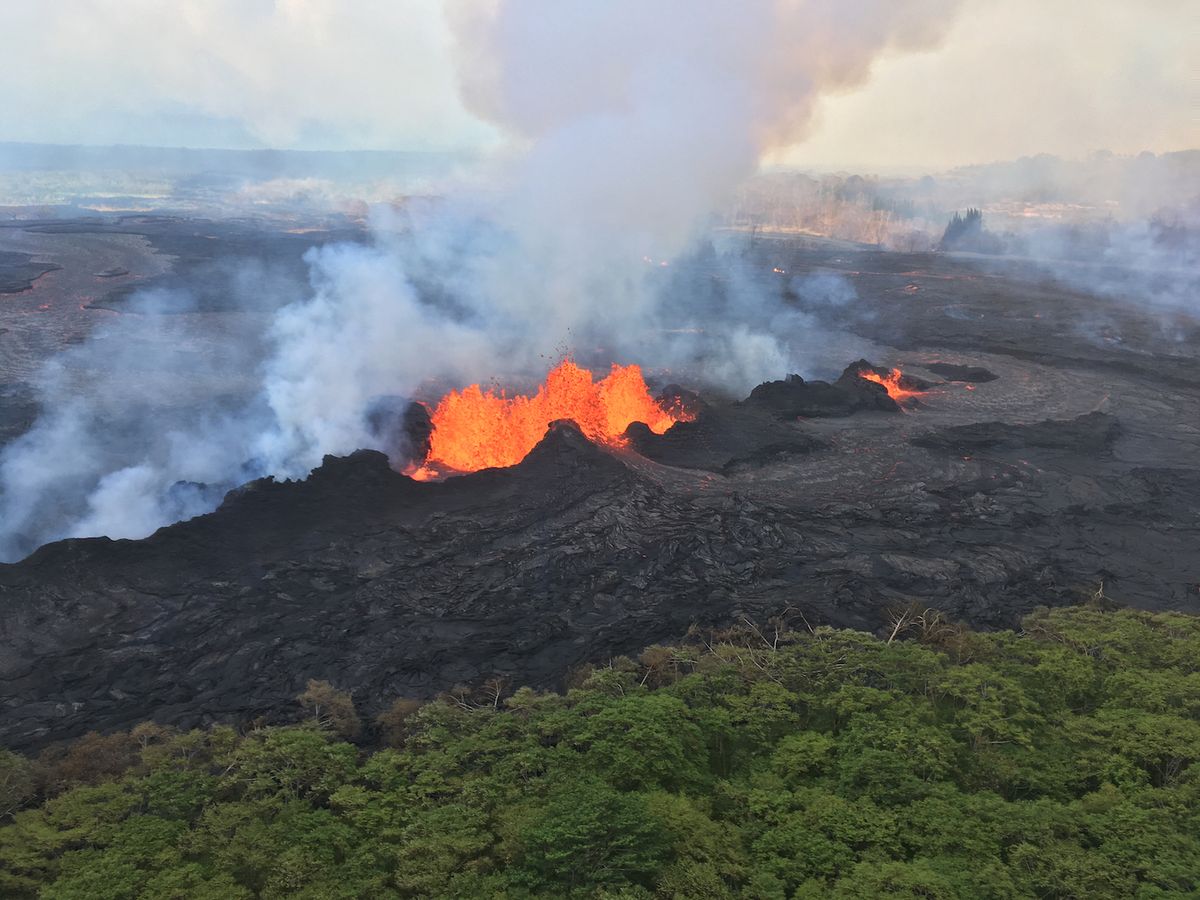 Fissure 22 lava