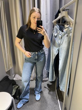 Florrie wears the Aster Jeans by Arket