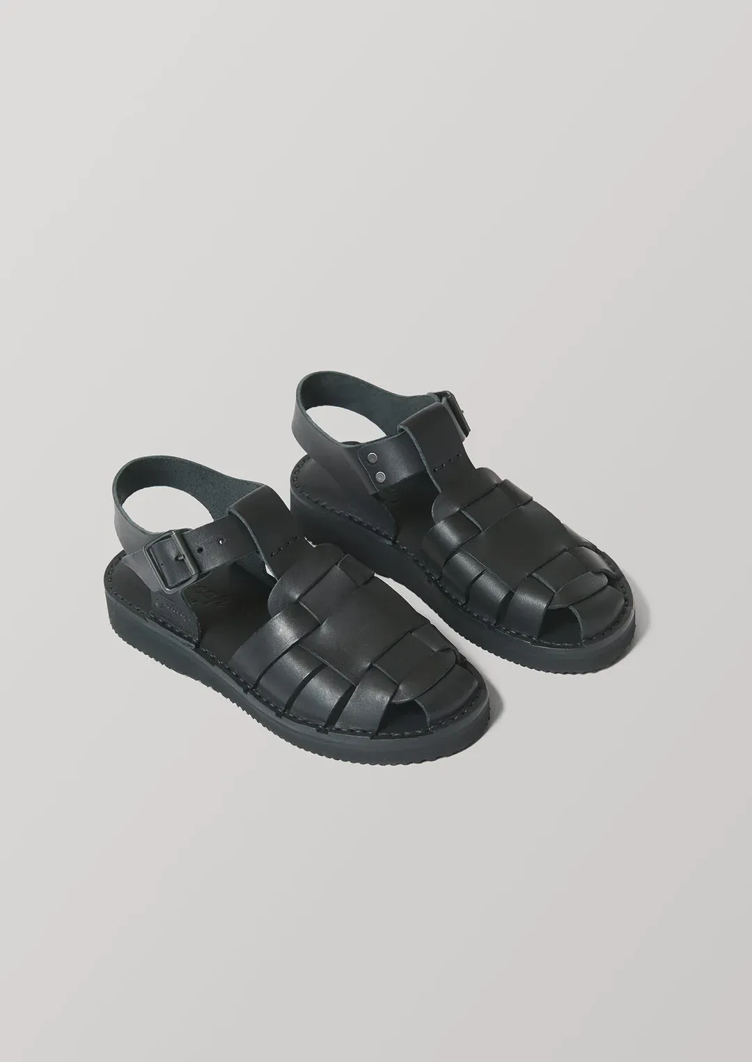 Fisherman sandals