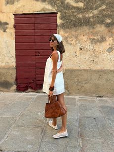 Broderie anglaise dress outfits