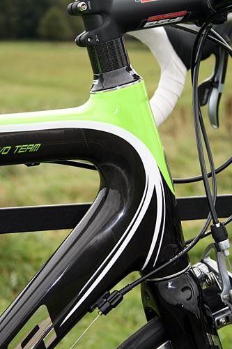 All of the Scultura Evo Team-20's come with all with carbon forks.
