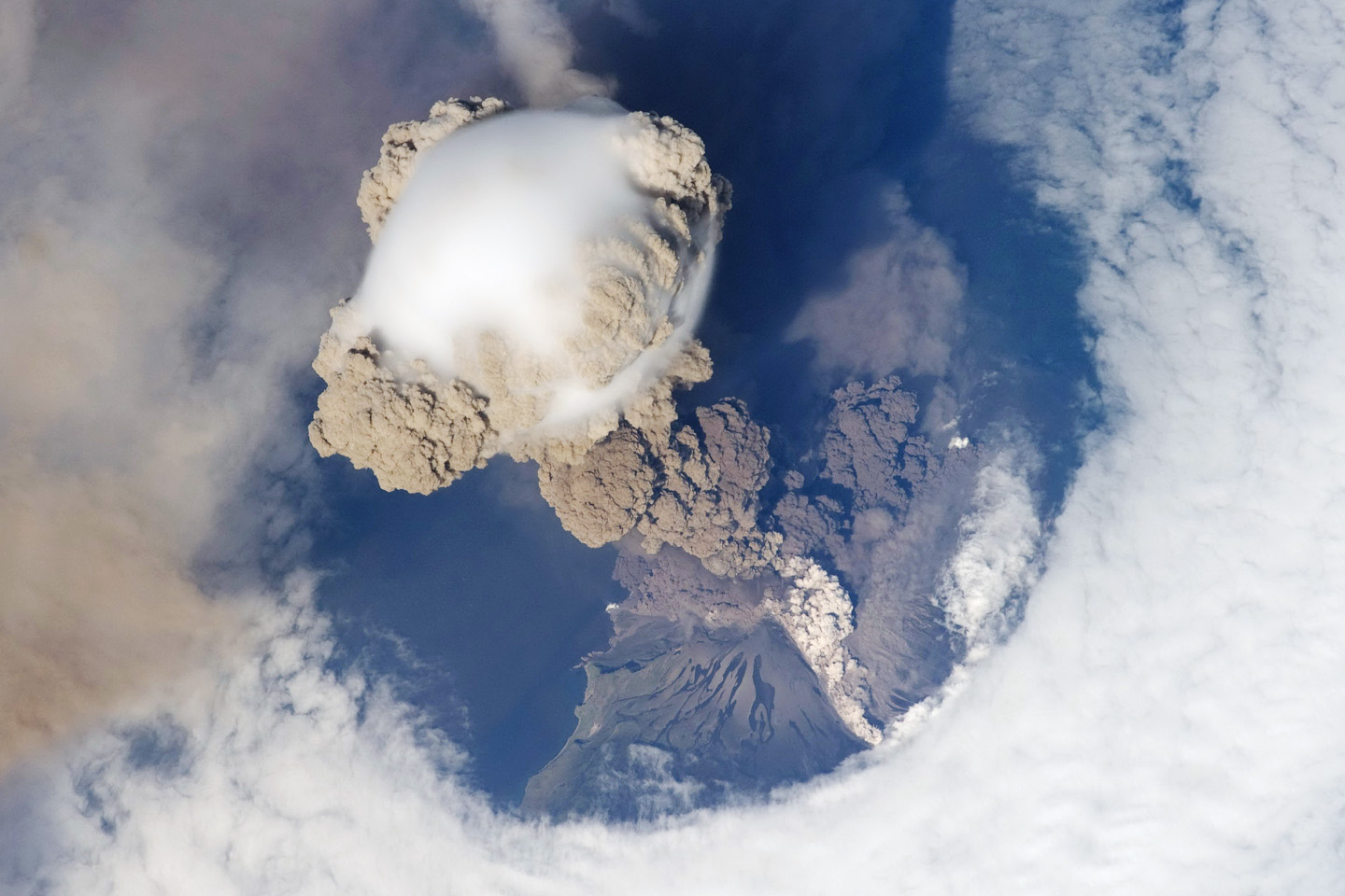 Sarychev Volcano 2009 Eruption