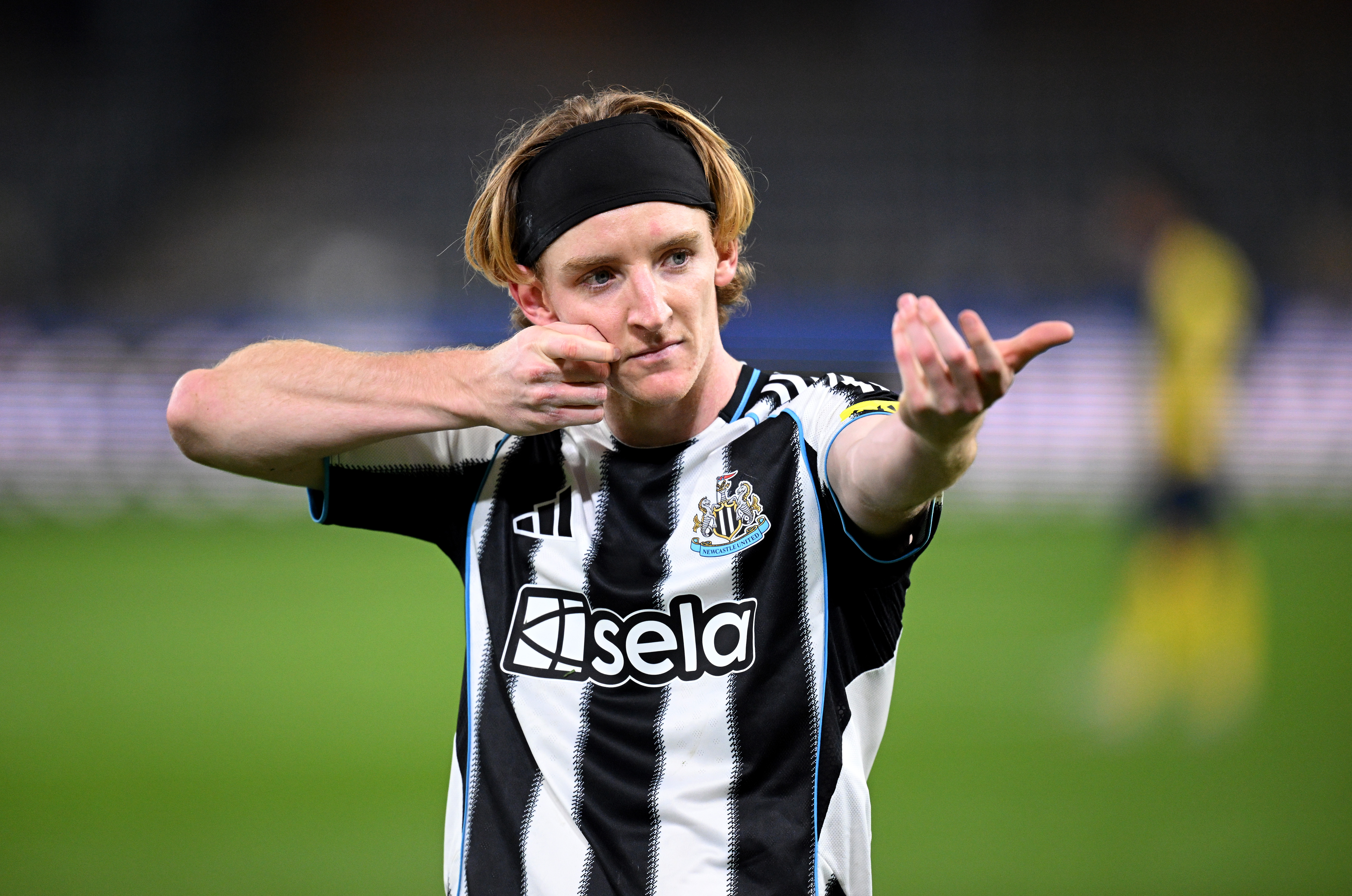 Anthony Gordon celebrates his goal in the Champions League