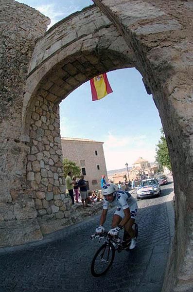 Riders navigated sections of Cuenca's old city walls on their 33-kilometer trek