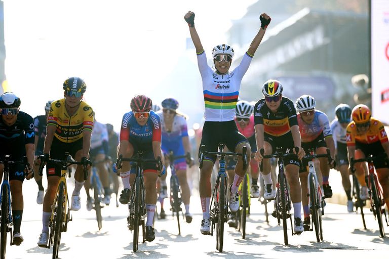 World champion Elisa Balsamo (Trek-Segafredo) wins the 2022 Ghent-Wevelgem