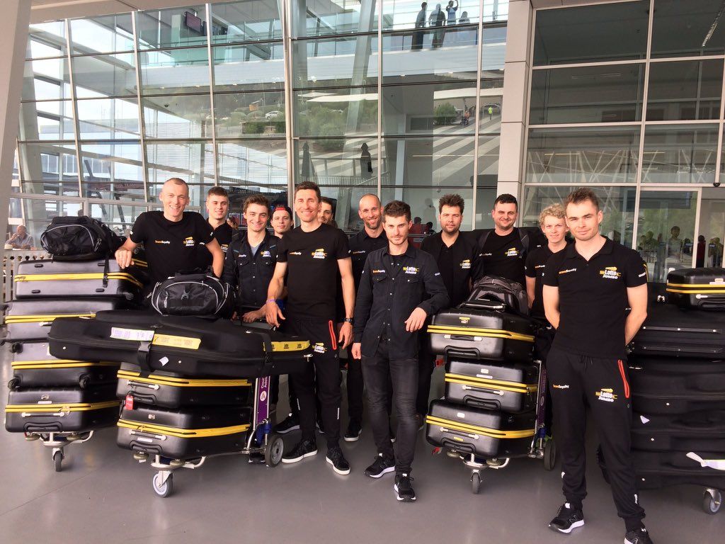 LottoNL-Jumbo riders arrive in Australia