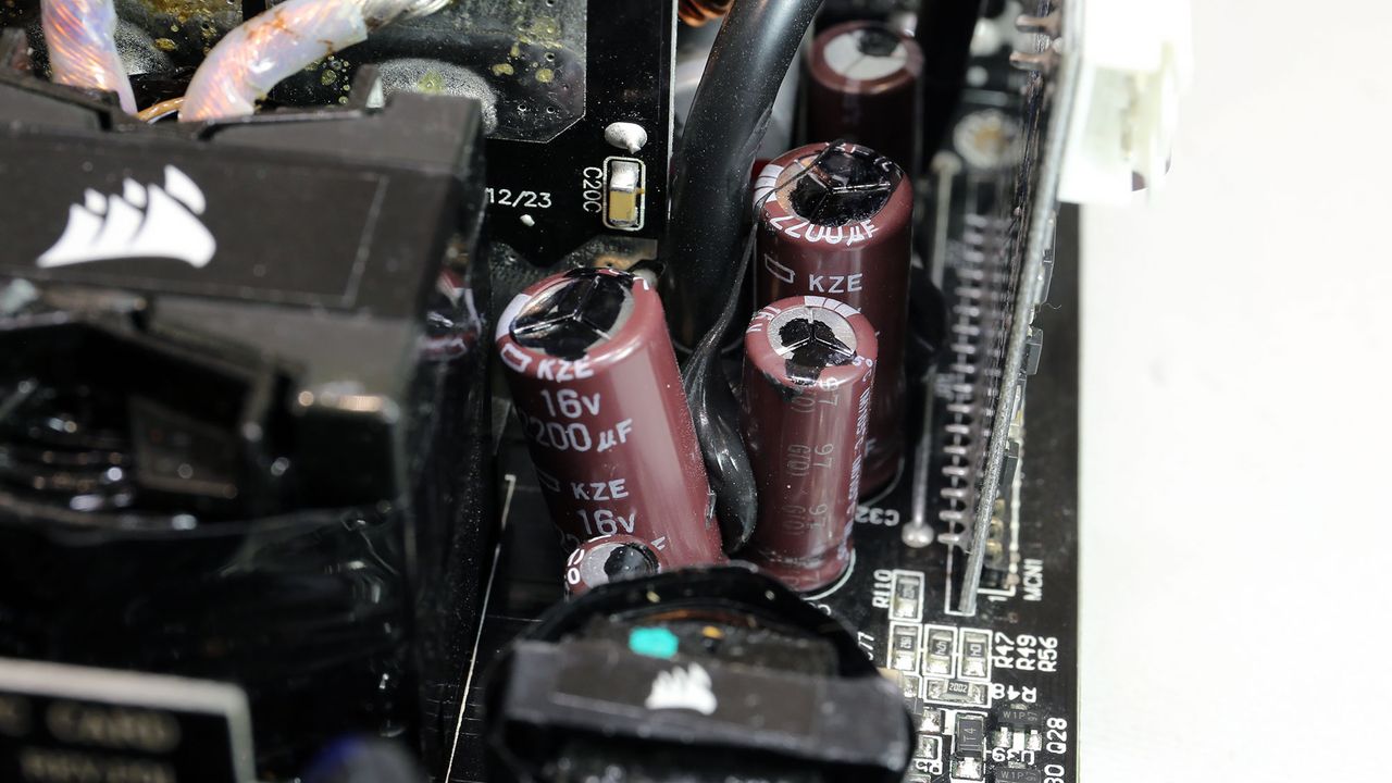 Corsair RM750x
