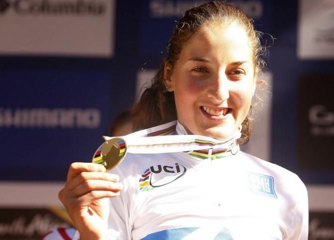 Julie Bresset (France) on the podium