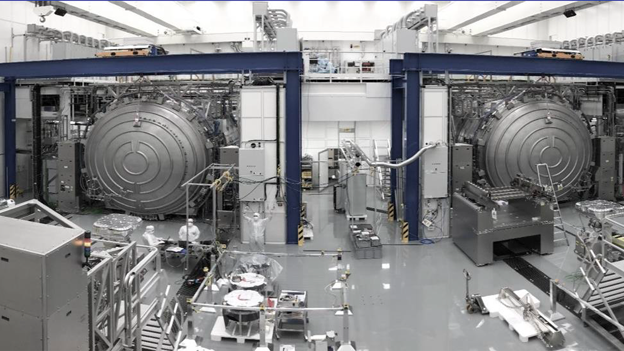 ASML Unveils Revolutionary $350 Million 'High NA EUV' Machine to Transform Semiconductor Manufacturing