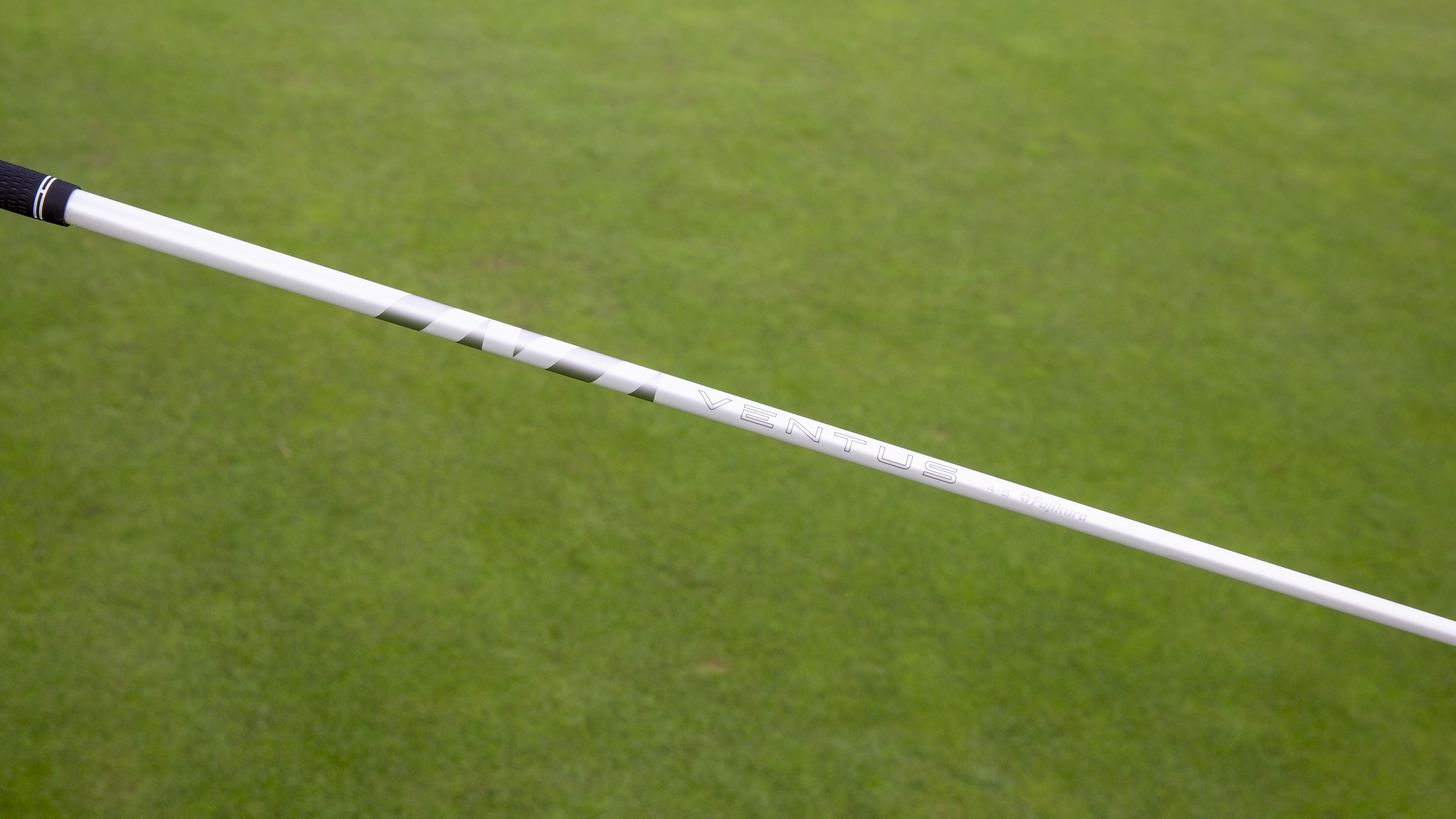 Photo of the Photo of the Fujikura Ventus Velocore+ White