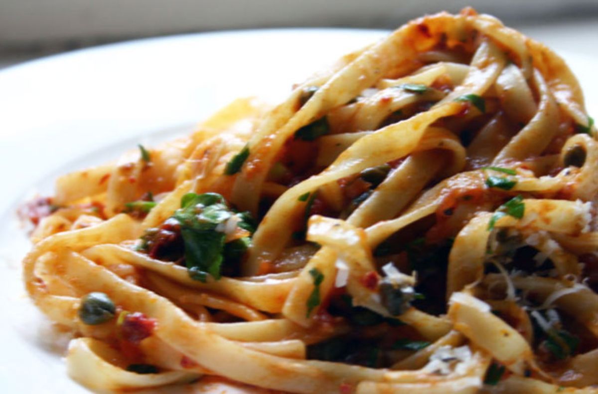 Pasta with anchovies and capers Dinner Recipes GoodtoKnow