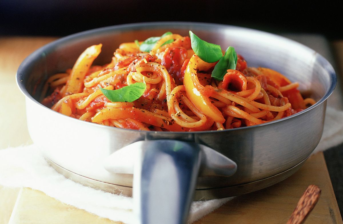 Antonio Carluccio's pasta with a chilli, bacon and tomato sauce | Dinner  Recipes | GoodTo