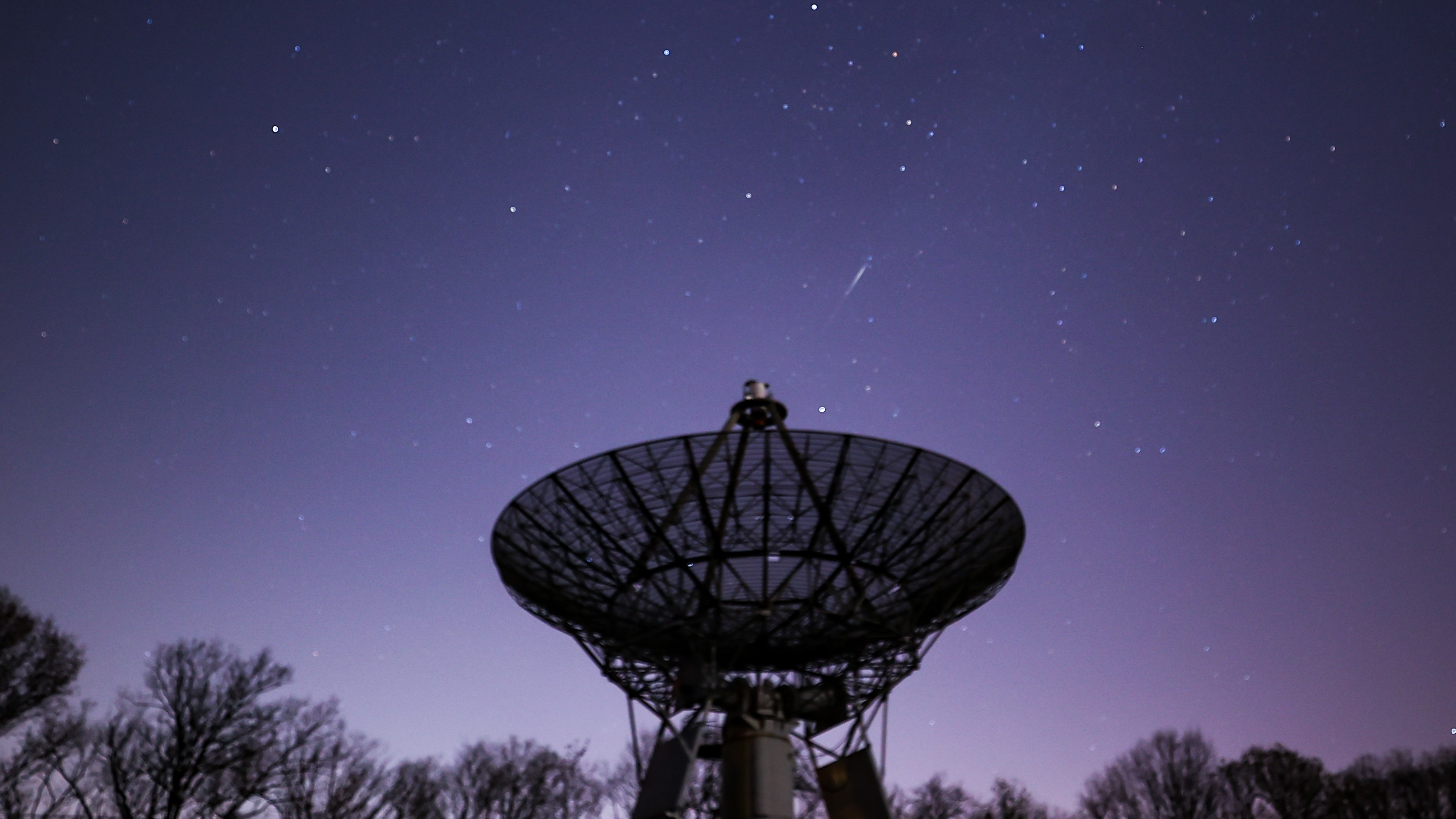 A meteor falls over New Jersey on April 22, 2022.