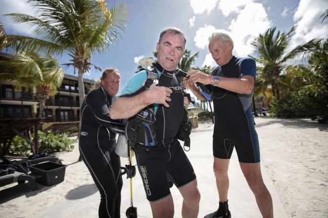 Bernard Hinault gets ready to dive