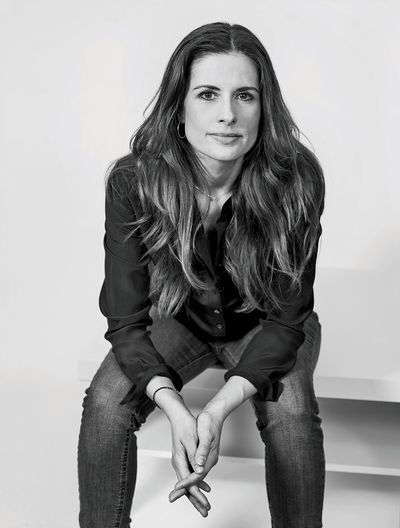 White, Hair, Black, Face, Sitting, Beauty, Photo shoot, Black-and-white, Long hair, Hairstyle,