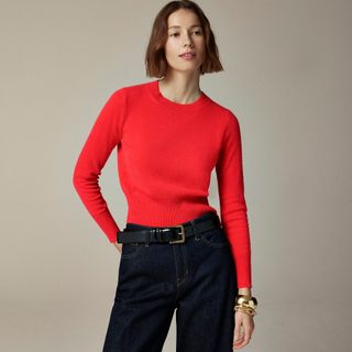 Cashmere round neck sweater