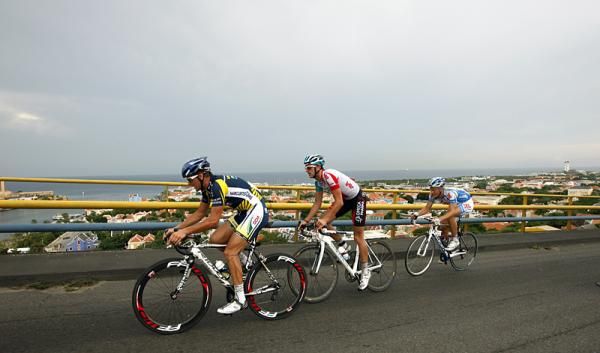Hoogerland, Vanendert and Kittel on the climb