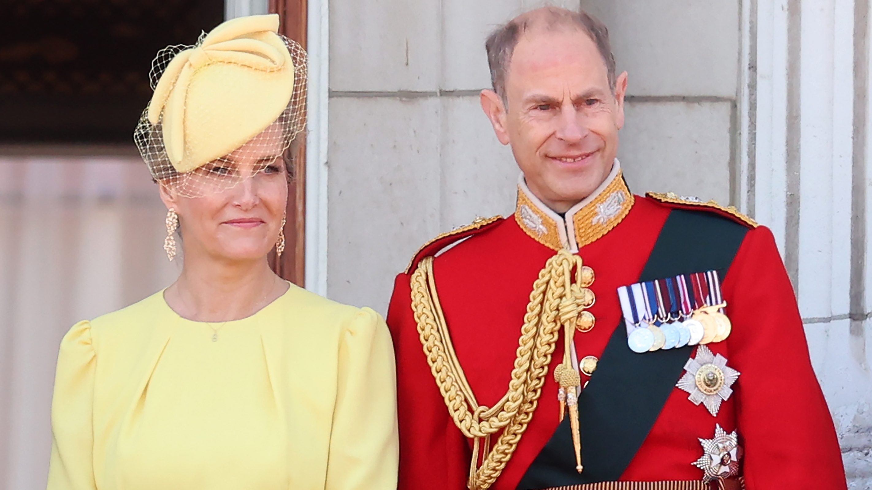 Sophie, vévodkyně z Edinburghu a princ Edward, vévoda z Edinburghu během Trooping the Color v Buckinghamském paláci 15. června 2024 v Londýně