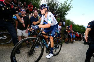 Enric Mas climbs at the Vuelta Espana 2022