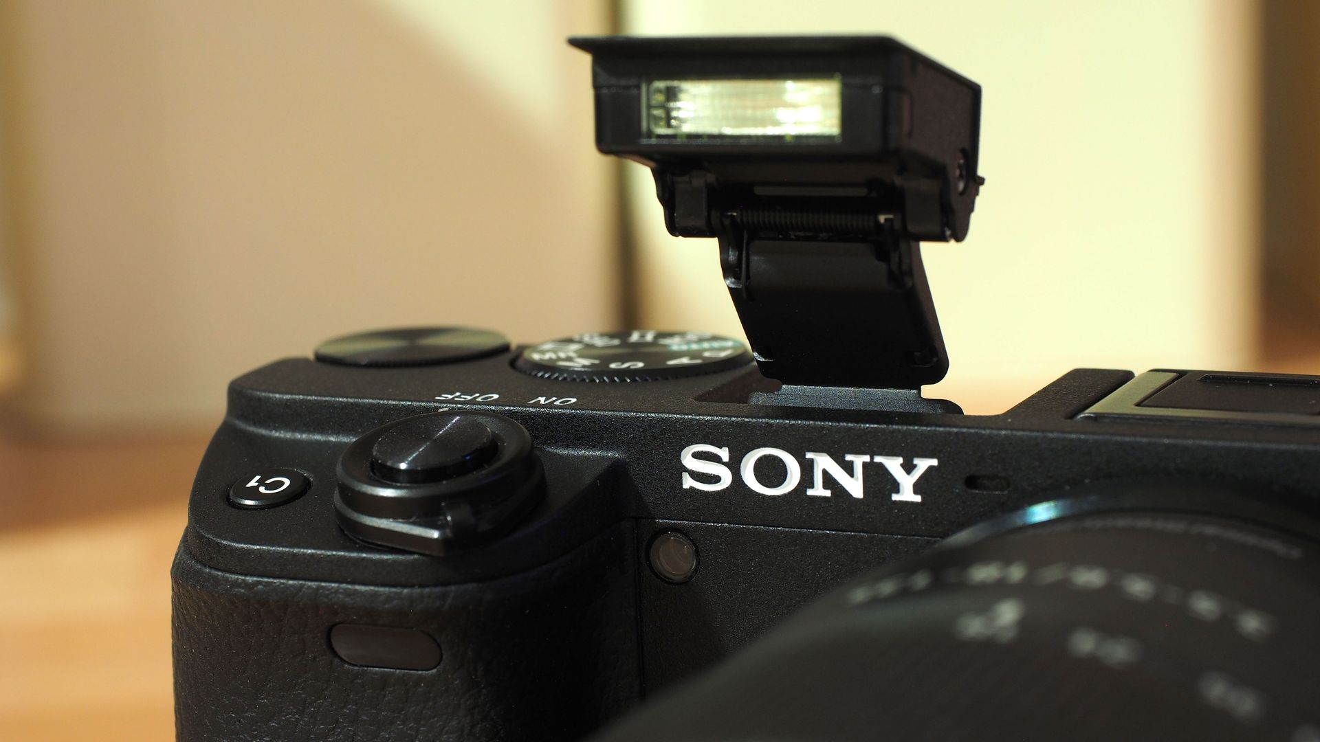 The mirrorless camera era has nearly killed off the once-common pop-up ...