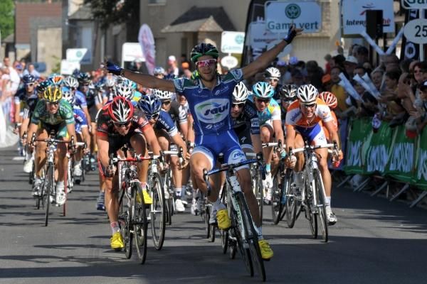 J&eacute;r&eacute;mie Galland (Saur - Sojasun) bests Jose Joaquin Rojas Gil (Caisse d'Epargne) and Michael Morkov (Saxo Bank) for the stage win.