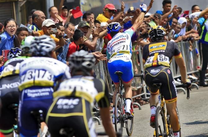 A rear view of van Hummel's victory salute