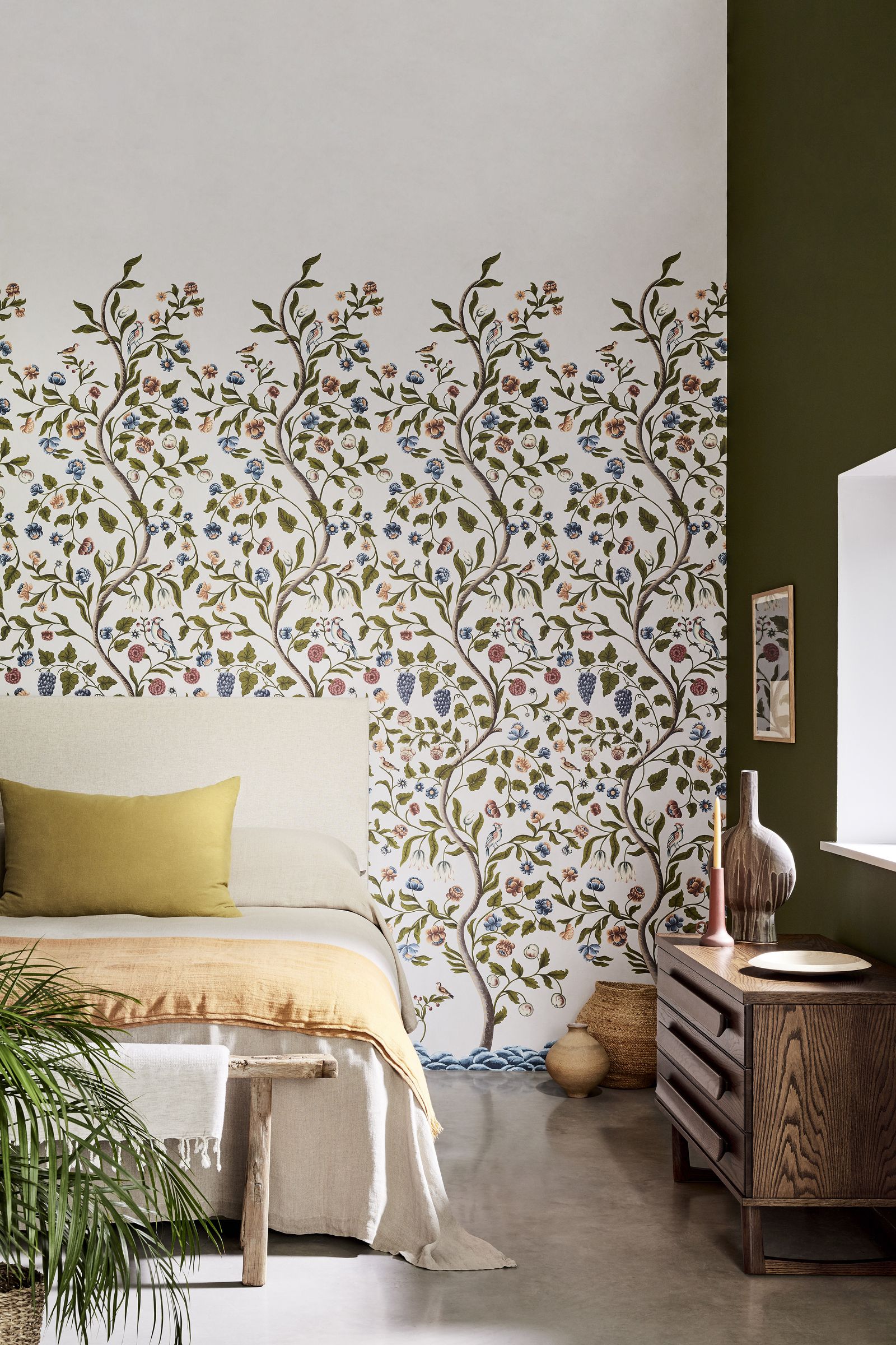 Bedroom wallpaper trends 10 latest bedroom wallpaper looks Homes