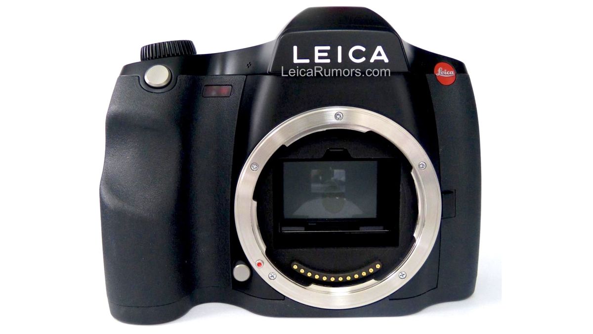 It&#039;s aliiiiiiive! The 64MP Leica S3 medium format camera resurfaces