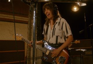 Courtney Barnett in Fender session