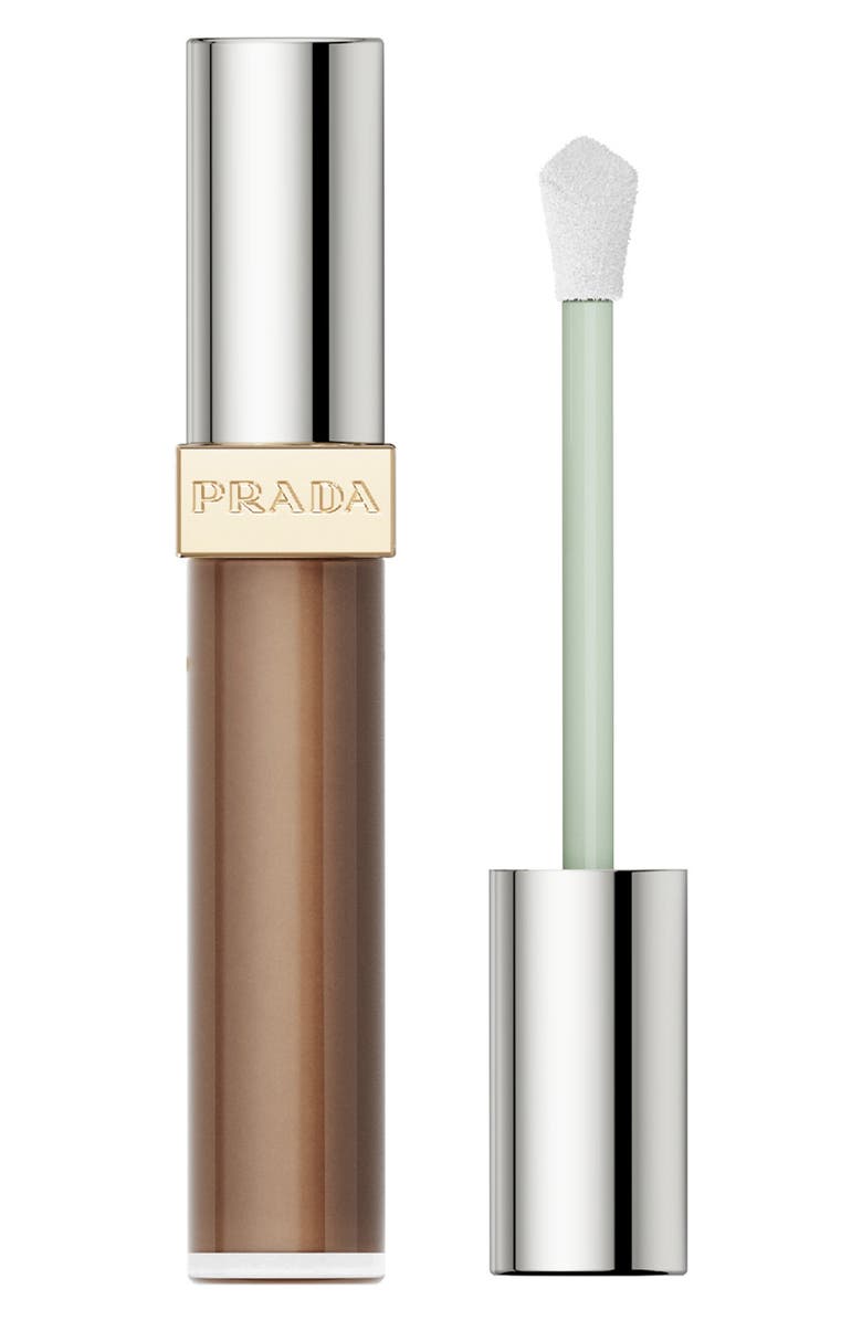 Blurring + Micro-Correcting Concealer With Peptide Complex