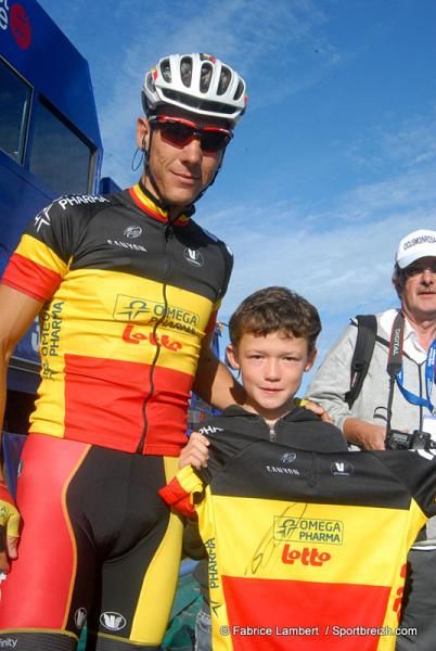 Philippe Gilbert (Omega Pharma-Lotto) and a young supporter