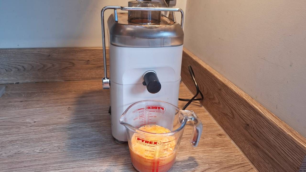 Russell Hobbs JuiceLuxe Juicer review: powerful extraction at an affordable price – if you can handle the assembly