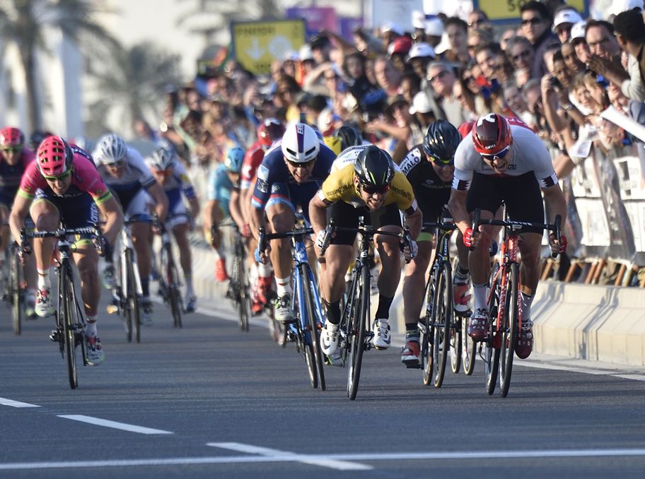 Neck and neck between Kristoff and Cavendish on the final stage
