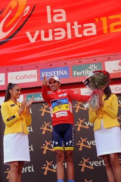 Another pistolero salute from Alberto Contador, this time in honor of the leader's jersey.